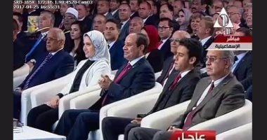 السيسى يبدأ الحوار مع 150 من الشباب فى المؤتمر الثالث بالإسماعيلية