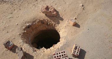 بالصور.. شكوى من وجود بالوعات وأسلاك كهرباء غير مغطاة فى الشروق