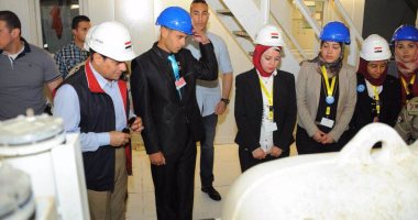 بالفيديو والصور.. السيسى من أنفاق قناة السويس: "احنا نقدر نعمل حاجتنا من الألف للياء"