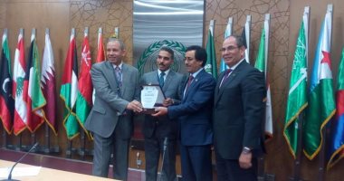 مؤتمر "الهجرة غير الشرعية" بجامعة المنصورة يوصى يتوعية الشباب بمخاطر الهجرة