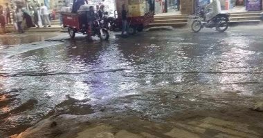 شوارع اللبينى بالهرم غارقة فى مياه الصرف الصحى