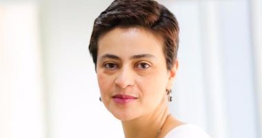 علا الشافعى تكتب: "هذا المساء" يؤرخ لمرحلة مختلفة فى الدراما المصرية.. العمل لم يبدأ بطريقة السرد التقليدية وشخصياته حادة وخشنة والمونتاج البطل.. "الحساب يجمع" دراما منضبطة تلقى نورا على حياة النساء الكادحات