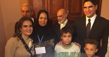 أبو هشيمة بعد افتتاح مجمع مواد بناء بسوهاج :"تحيا ثورة العمل"