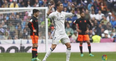 شاهد.. صاروخية رونالدو تضيف هدف ريال مدريد الثانى فى شباك أتلتيكو