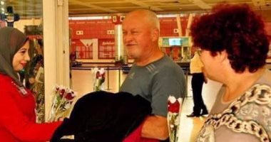 بالصور..شرم الشيخ تستقبل أولى الرحلات من مطار بودابست بالمجر 