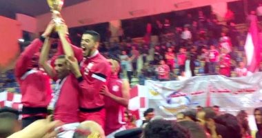 الأهلى يهزم الزمالك 3/2  فى قمة نهائيات الطائرة بالإسماعيلية 