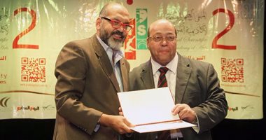 تكريم شاكر عبد الحميد وعدد من المبدعين فى ختام الملتقى العلمى الدولى