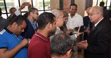 رئيس الوزراء: تغريم هيئة البترول 2 مليار دولار من محكمة سويسرية ليس حكما