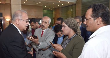 رئيس الوزراء يجتمع بوزير المالية لبحث قانون العلاوة بعد رفض النواب