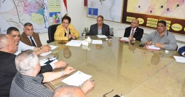 محافظ البحيرة تجتمع مع نواب البرلمان لمناقشة مشروعات مياه الشرب