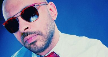 بعد نجاح "عيش بشوقك" و"سوبر مان".. بلال سرور يكرر العمل مع تامر حسنى والديفا