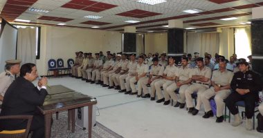 بالصور.. مدير أمن كفر الشيخ يكرم المتميزين بختام دورة تنمية المهارات