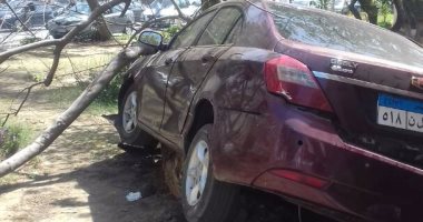 زحام مرورى بسبب انقلاب سيارة بمحور المشير  و أعمال كشط بكوبرى الملك الصالح 