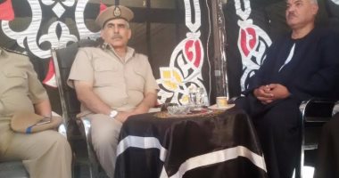  النائب صابر عبدالقوى يقدم العزاء فى أمين الشرطة شهيد كمين مدينة نصر 