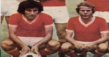 شاهد "وزير الدفاع وبيبو" فى زمن الأهلى الجميل