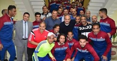 بسبب ظروف الطيران .. توفيق صقر يقود الرجاء أمام المقاولون العرب 
