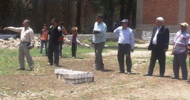 بالصور ..محافظ سوهاج يقرر تشكيل المجلس الإقليمى للسكان ويشدد على تكثيف الحملات المرورية