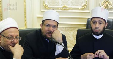 وزير الأوقاف يحيل واقعة ضم مدفن بالدقهلية وتحويله لمسجد للنيابة العامة