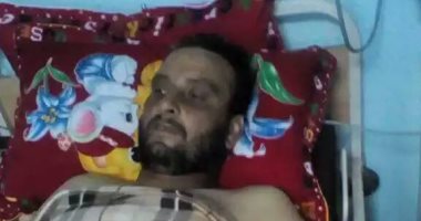 وزيرة الهجرة تتابع وصول مصرى عائد من ليبيا بعد إصابته فى اقتحام بلطجية لمسكنه