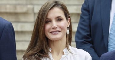 بالصور.. بالـPencil Skirt هكذا تظهر ملكة إسبانيا فى المناسبات الرسمية