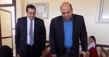 سكرتير عام جنوب سيناء يتفقد امتحانات الابتدائية والإعدادية