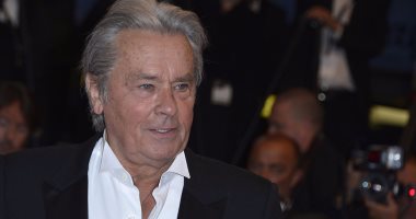 آلان ديلون يقدم آخر أفلامه الخريف المقبل.. ويعتزل بعد 60 عاما فى السينما