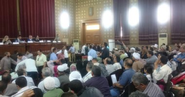 بدء المزاد العلنى لبيع 7500 فدان بسيناء وسط إقبال كبير