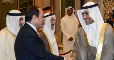 بالصور.. نشاط مكثف للرئيس خلال زيارته للكويت.. السيسي يستقبل رئيس مجلس الوزراء الكويتى ووزير المالية بقصر بيان ..يبحث مع رئيس مجلس الأمة عددًا من القضايا الإقليمية ذات الاهتمام المشترك بين البلدين