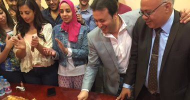 راديو النيل يحتفل بعيد ميلاد الرئيس التنفيذى وليد رمضان بحضور نجوم الإذاعة