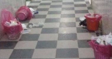 بالصور.. قارئ يرصد الإهمال داخل مستشفى الحميات بقنا