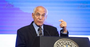 فاروق الباز عن مبادرة حياة كريمة: "أى دعم للريف المصرى نديله تعظيم سلام"