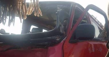 تصادم 3 سيارات على كوبرى الدقى بسبب السرعة الجنونية لشابين