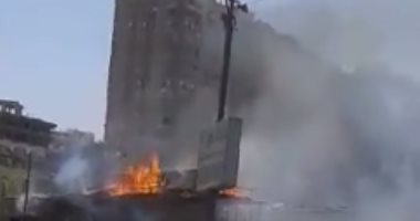 قارئ يشارك فيديو لحريق فى كوبرى تحت الإنشاء بالمظلات