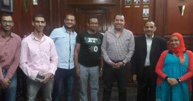 بالصور.. محافظ الأقصر يناقش مشكلات ذوى الإعاقة ويعدهم بتذليل العقبات أمامهم