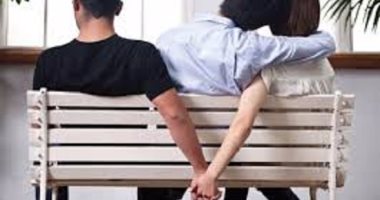 النيابة تأمر بحبس ربة منزل وزوج والدتها لاتهامهما بممارسة الفجور بالمرج