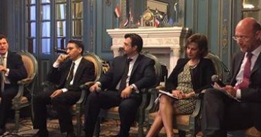 قناصل فرنسا وأسبانيا واليونان يناقشون مستقبل أوروبا فى المعهد السويدى 
