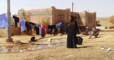 بالصور.. "الفقر والأمية والمرض" يدقون ناقوس الخطر فى "وادى الصعايدة" بأسوان