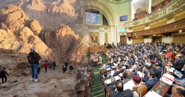 البرلمان يفتح ملف إهمال "جبل موسى".. رئيس المدينة: "لازم الأجنبى يطلع 750 سلمة فى 3 ساعات ومفيش كافتريات ولا حمامات".. ولجنة السياحة تقرر مخاطبة الجهات المعنية لبدء التطوير