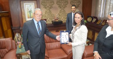 بالفيديو والصور .. محافظ المنيا يستقبل رئيس المجلس القومى للمرأة
