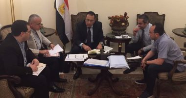 وزير الإسكان يكلف بالبدء فى تنفيذ مرافق امتداد مدينة الشيخ زايد