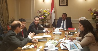 وزير قطاع الأعمال العام يستقبل وفدًا من شركة صينية للصناعات الثقيلة لبحث التعاون المشترك