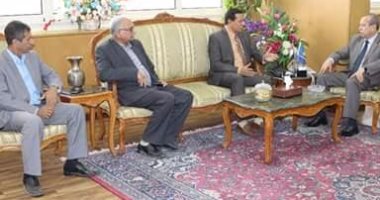 محافظ دمياط يلتقى نائب وزير الزراعة لشئون الجمعيات التعاونية الزراعية