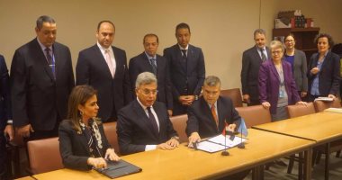 مصر توقع مع البرنامج الإنمائى للأمم المتحدة خطاب نوايا للتعاون بـ"الحوكمة ومنع الفساد".. اتفاق على دعم مبادرات الرقابة الإدارية لتعزيز الشفافية.. والوزير محمد عرفان: محاربة الفساد لا يمكن أن تنجح دون دعم الرئيس