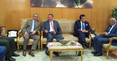 محافظ كفر الشيخ ورئيس الجامعة يستقبلان وزير التعليم العالى ليفتتح عدداً من المنشآت