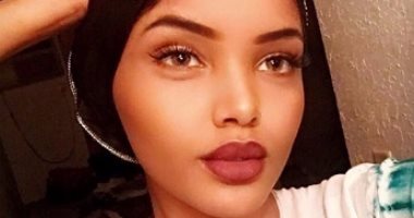 بالصور.. حليمة عدن من أول محجبة لعضو لجنة تحكيم بمسابقة أمريكية لملكات الجمال