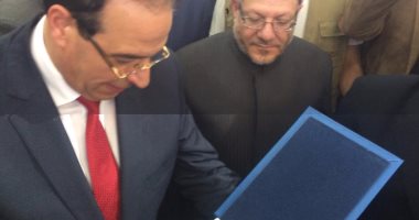 حفل تواشيح وتلاوة القرآن بحضور المفتى بعد افتتاح مسجد بالدقهلية