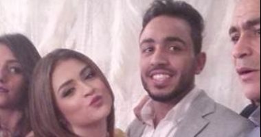 عزومة عشاء من الحضرى لـ"شدوى وكهربا" بعد حفل الخطوبة
