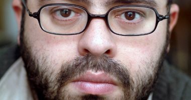 بالفيديو.. المصرى حسن خان يحصد جائزة الأسد الفضى فى بينالى فينسيا