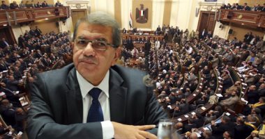 البرلمان أمام موازنة "التحديات".. التوسع فى الاقتراض الحكومى يهدد فرص تحسين الخدمات.. وزير المالية: مصر مديونة بأكثر مما ينتجه اقتصادها القومى بأكلمه.. وتدفق الاستثمارات وتطبيق موازنة البرامج مفتاح الحل