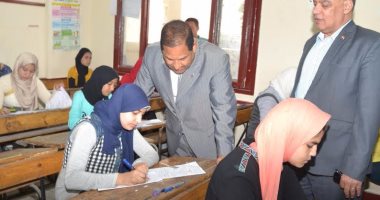 بالفيديو..محافظ الغربية يتفقد لجان امتحانات الشهادة الإعدادية داخل عدد من المدارس